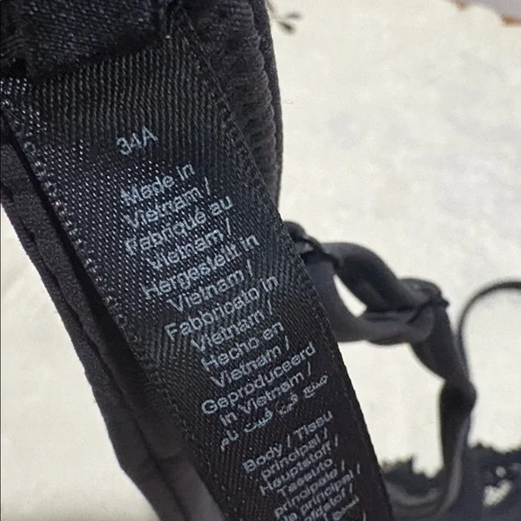 SKIMS FITS EVERYBODY LACE UNLINED SCOOP BRA - Picture 5 of 7